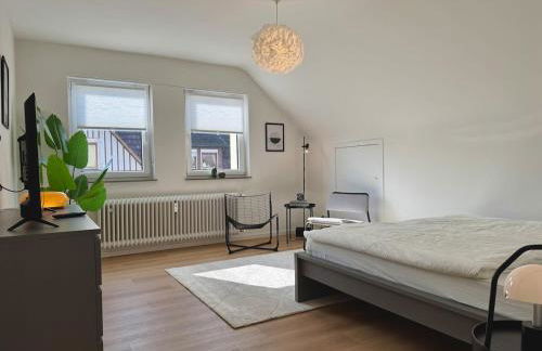 Gemütliches Dach-Apartment in der Stadt - ADAM - - Foto 3