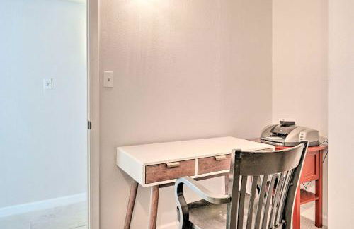 Families with Pets Welcome! Poolside Gem in Phoenix - Foto 26