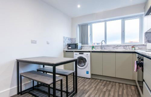 2-Bedroom Gems - Travel Easily Between Cities - Foto 9