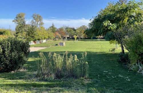 Gîte élégant avec grand jardin privé, idéalement situé près des châteaux et activités, tout inclus - FR-1-491-358 - Foto 1