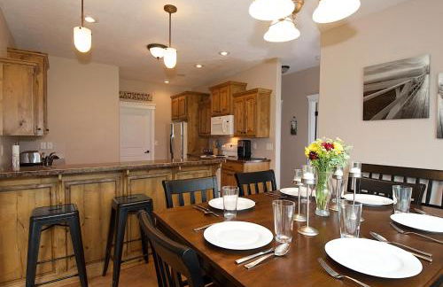 Teton Harmony by KABINO Hot Tub Pool Table Fire Pit Mtn Views 2 Levels 2 Living Rooms WiFi Grill - Foto 63