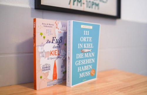 AHOI HOMES - Stilvoller Altbau im Herzen Kiels - Foto 32