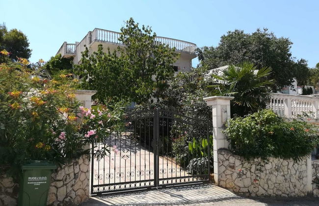 Huge terrace with sea view of the bay - Foto 49