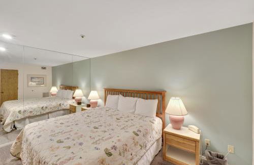 111 Edgewater Inn - Photo 6