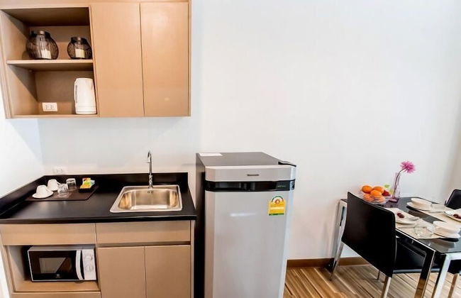 The Violin Sriracha - Photo 19