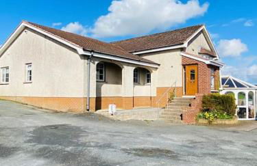 Valley Lodge 3 BR Retreat in Craigantlet Hills - Foto 1