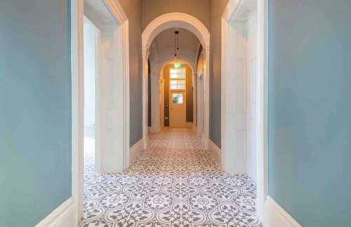 Grand Apartment on HOE/BARBICAN Allocated PARKING! - Foto 34