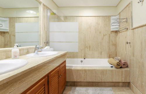 Los Monteros Palm Beach - sea & pool view - Foto 20