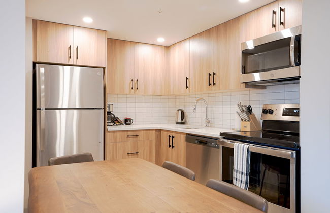 Basecamp Suites Banff - Photo 24