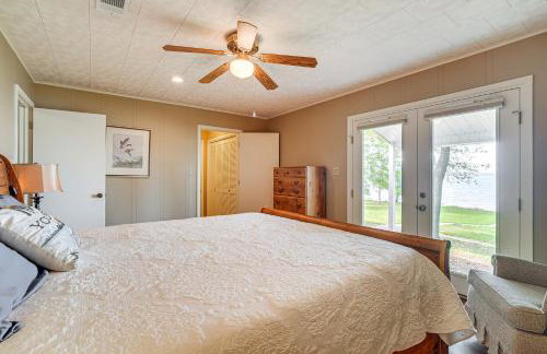 Lakefront Gem with Boat Dock and Fishing Pier in Many - Foto 11