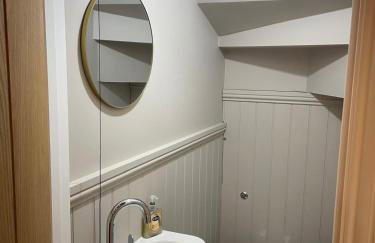 Bishops Keep - A New Unique Town Centre Home - Photo 12