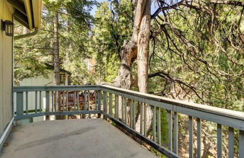 Peaceful Pines Running Springs Home with 3 Decks - Foto 11