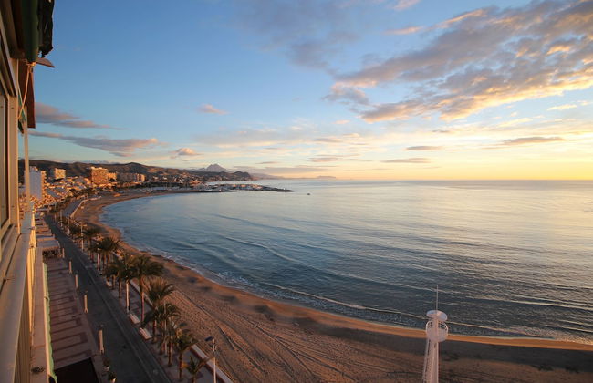 Sea front - Stunning views - Foto 25