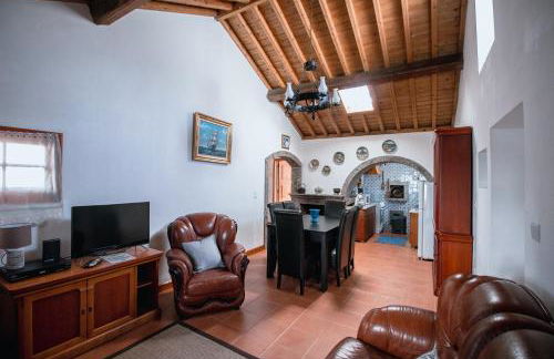 Sete Cidades House - Photo 23