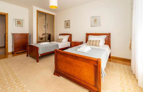 Family Beach House in Amorosa, Northern Portugal - Foto 25