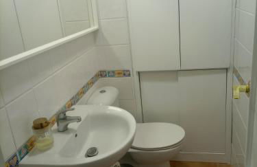 Playa Oliva con vista al mar y con piscina - Photo 10