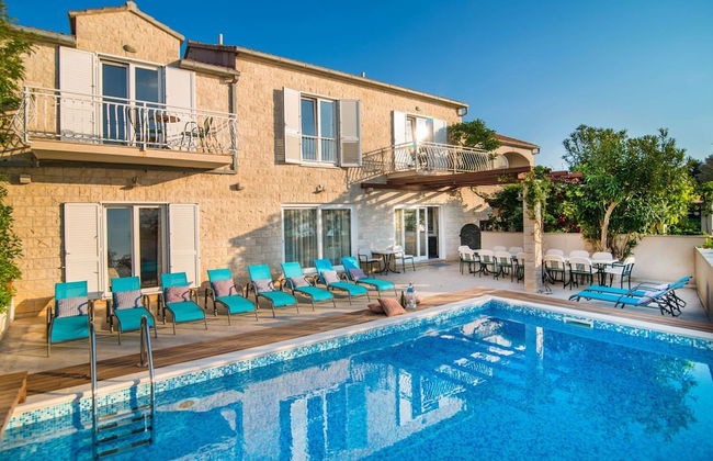 Magnificent Villa in Supetar With Swimming Pool - Foto 18