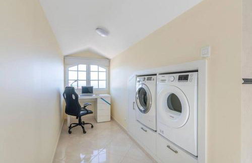 Branco's Apartment by GALMI - Foto 19