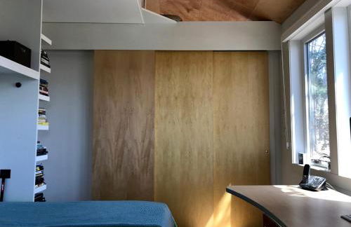 Modern Cottage with Peeks of Ocean Views - Foto 34