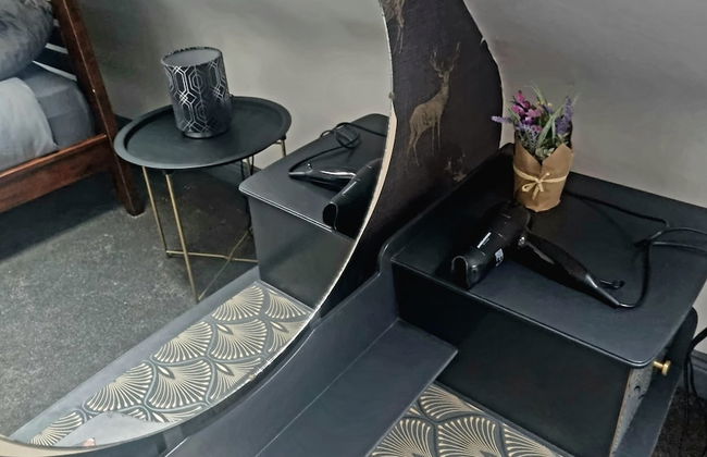 Angela's Hideaway - 2 Beds - Hot Tub - Sauna - Foto 9