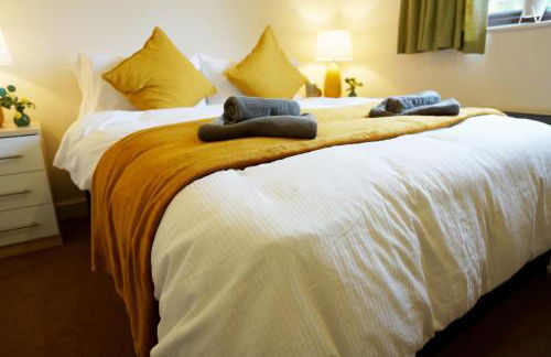 18PG Dreams Unlimited - Budget Flat w free parking - Slough Windsor Heathrow - Foto 3