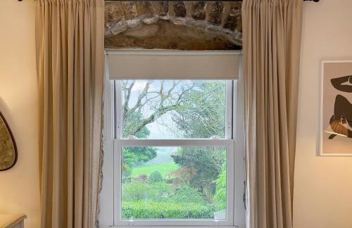 The Hermit Inn Hideout - Photo 13