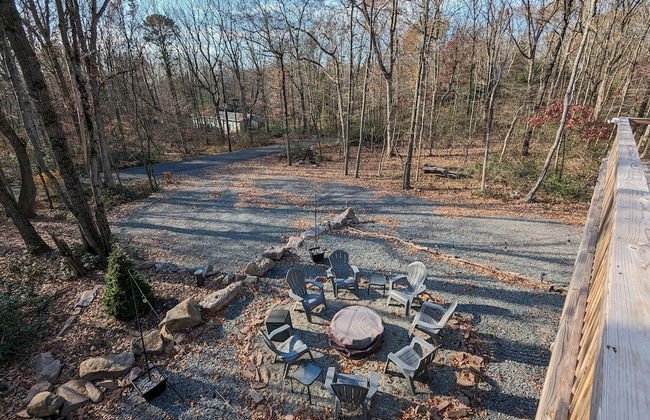 Bear Creek Bliss by Avantstay Sleeps 16 Game Room Deck Fire Pit - Photo 40