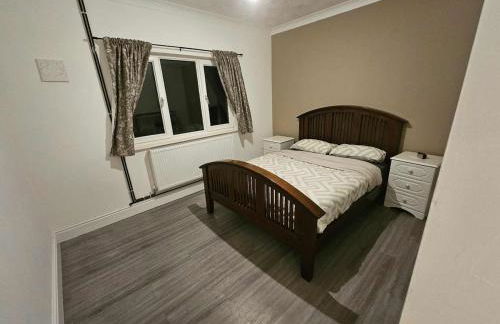 Easter Sale - Large Bungalow - SA66 - Foto 1