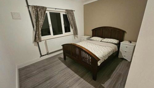 Easter Sale - Large Bungalow - SA66 - Foto 1