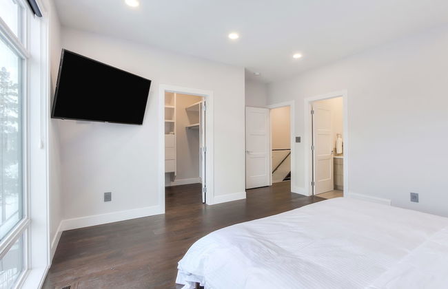 New Luxury Townhome 27 - Photo 10