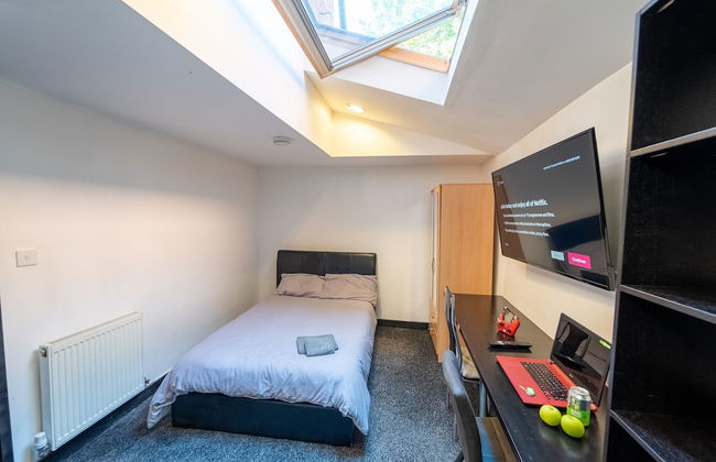 Studio Close to University of Birmingham - Photo 2