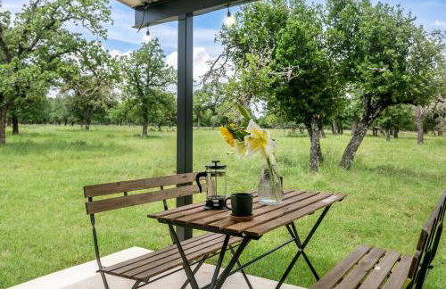 Art Ranch - Goldsworthy - Hill Country Getaway, Gas Grill, Art Classes Onsite - Foto 5