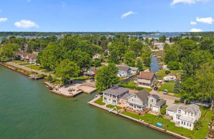 Grand Horizon St Clair Riverfront Oasis - Foto 36