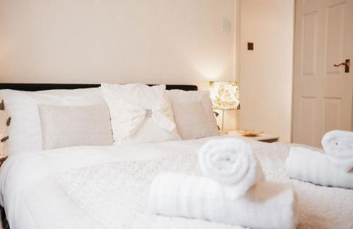 Booker Avenue House - 4 bedroom house with garden and parking - Foto 19