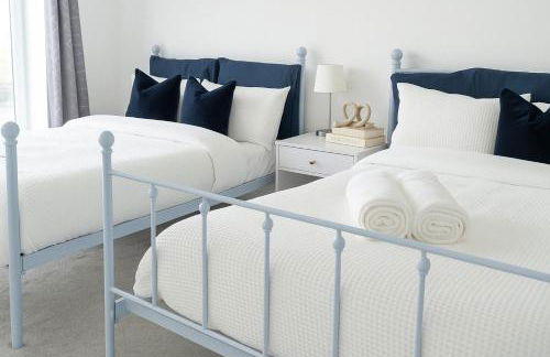 Glory Homes- City centre apartment , sleeps 7 with parking & WiFi - Foto 14