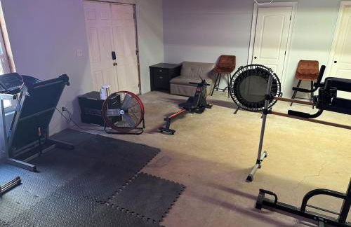 Luxury Masters Rental 5BR 4 Acre Estate Fire Pit Gym 2 Verandas - Foto 16