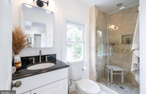 Arlington Charm - Photo 13