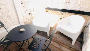 Le studio terrasse Béthunois - Appart hôtel centre climatisé - All confort - Foto 3