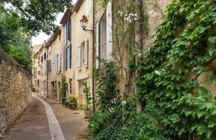 Belle et grande maison de village au bord de l'eau - Foto 22