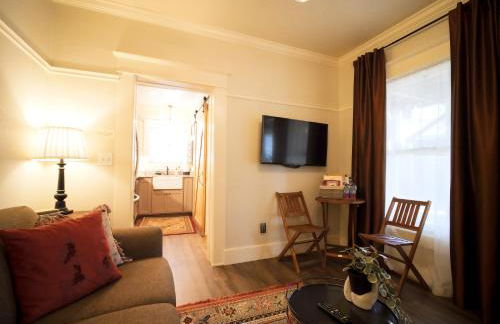 RedTail Inn - 3 Suites Sleeps up to 12 - Foto 34