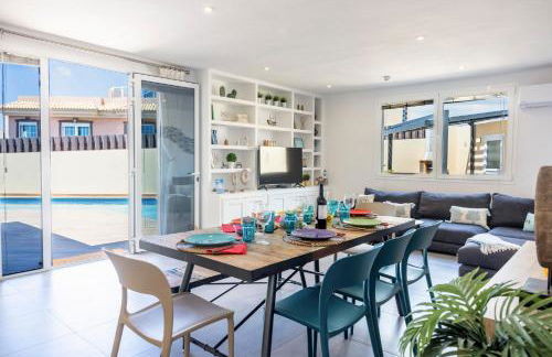 La Casa de Playa - piscina y jacuzzi a 50m del mar - Foto 27