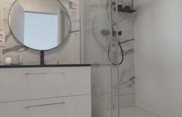 LA SUITE appartement pleine vue mer - Photo 22