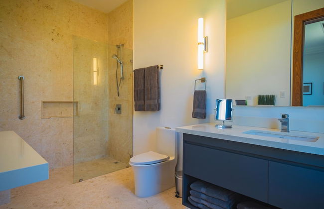 New Lake Front Villa in Golf and Beach Resort - Photo 33