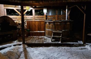 Odpoczywajka domek brzozowy z balią i sauną - Foto 13