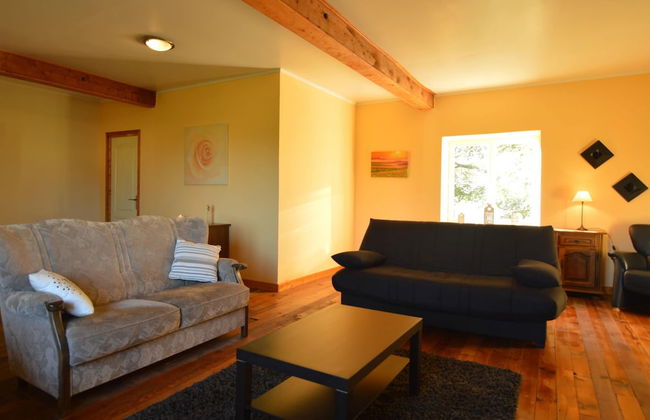 Lovely Holiday Home in Osmanville With Terrace - Foto 9