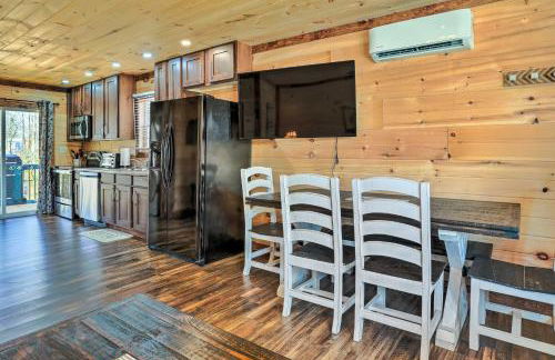 10 Mi to Drive-In Lakefront Trenton Cabin! - Foto 6