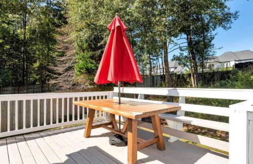 Spacious 5BR Family Retreat Near Mall of GA Sleeps 13 - Foto 14