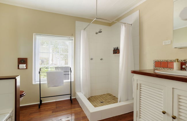 Wollaston House by the BnB Collection - Photo 44