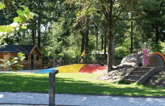 Chalet Near Utrecht With Combimicrowave - Photo 37