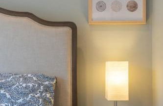 Oak Manor - Chic & Stylish 2BR Apartment Retreat - Photo 50